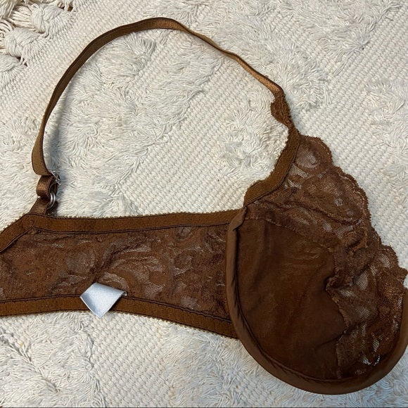 Christian Dior vintage lace bra 32 B - Picture 8 of 14